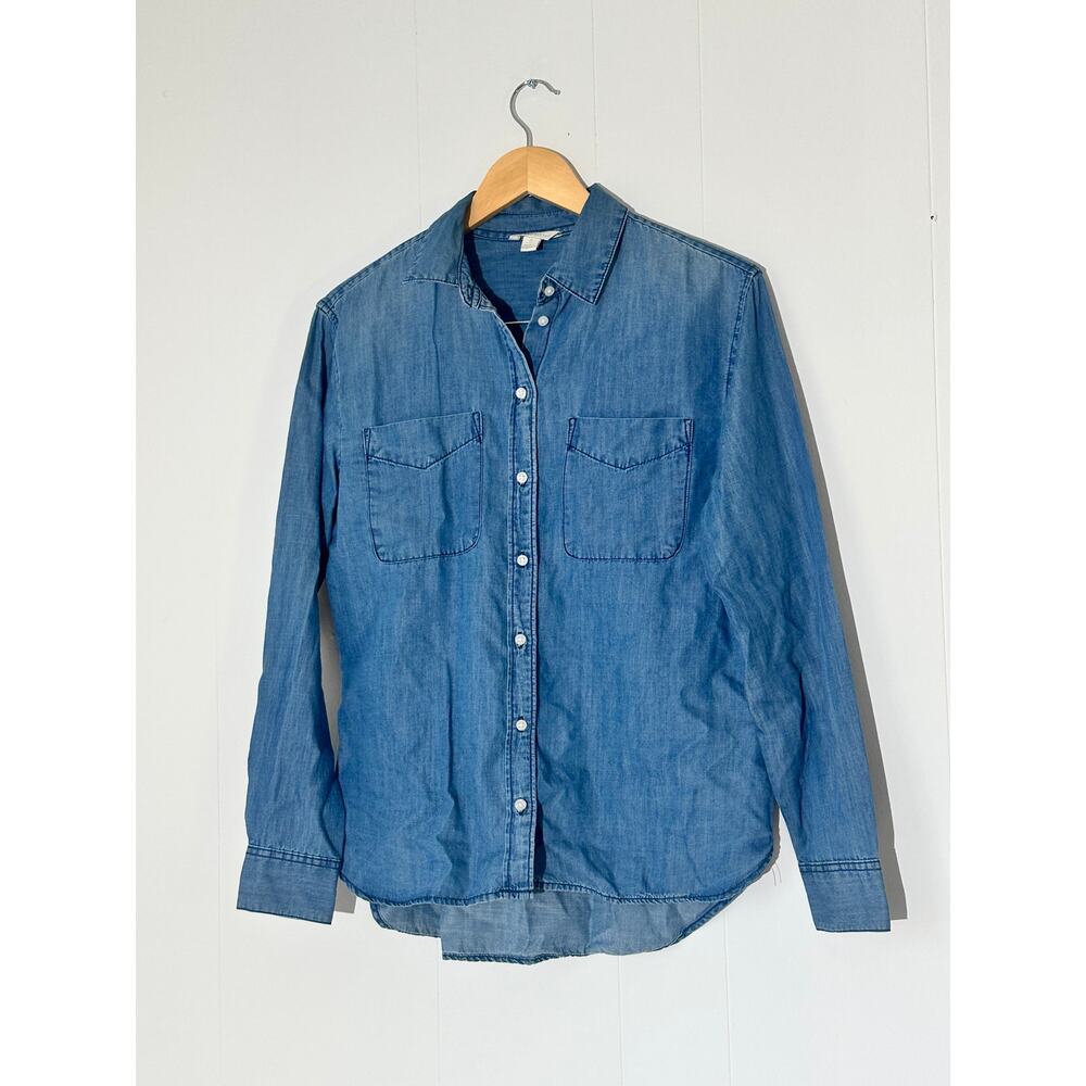 Cato Women's Denim Button‎ Down Shirt Size Small